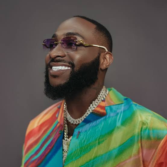 Davido Inspires Fans with New Album ‘5ive’