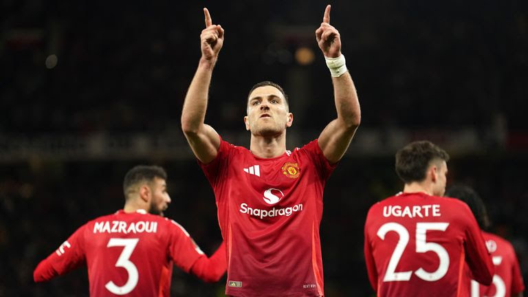 Manchester United 5-4 Lyon (Agg 7-6): Harry Maguire scores decisive goal to complete stunning extra-time comeback after trailing 4-2 in Europa League quarter-final.