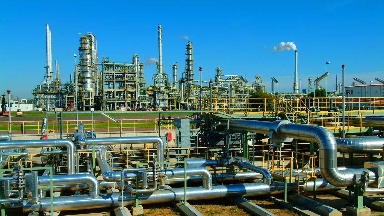 Headline: No Maintenance Ongoing at Port Harcourt Refinery, Say Marketers.