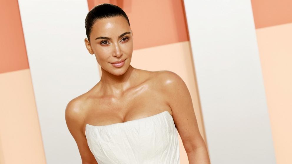 Kim Kardashian Completes Six-Year Legal Apprenticeship Program.