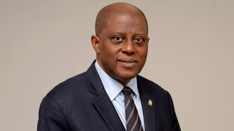 Nigeria Implements Economic Reforms to Tackle Forex Challenges Amid Declining Oil Prices.